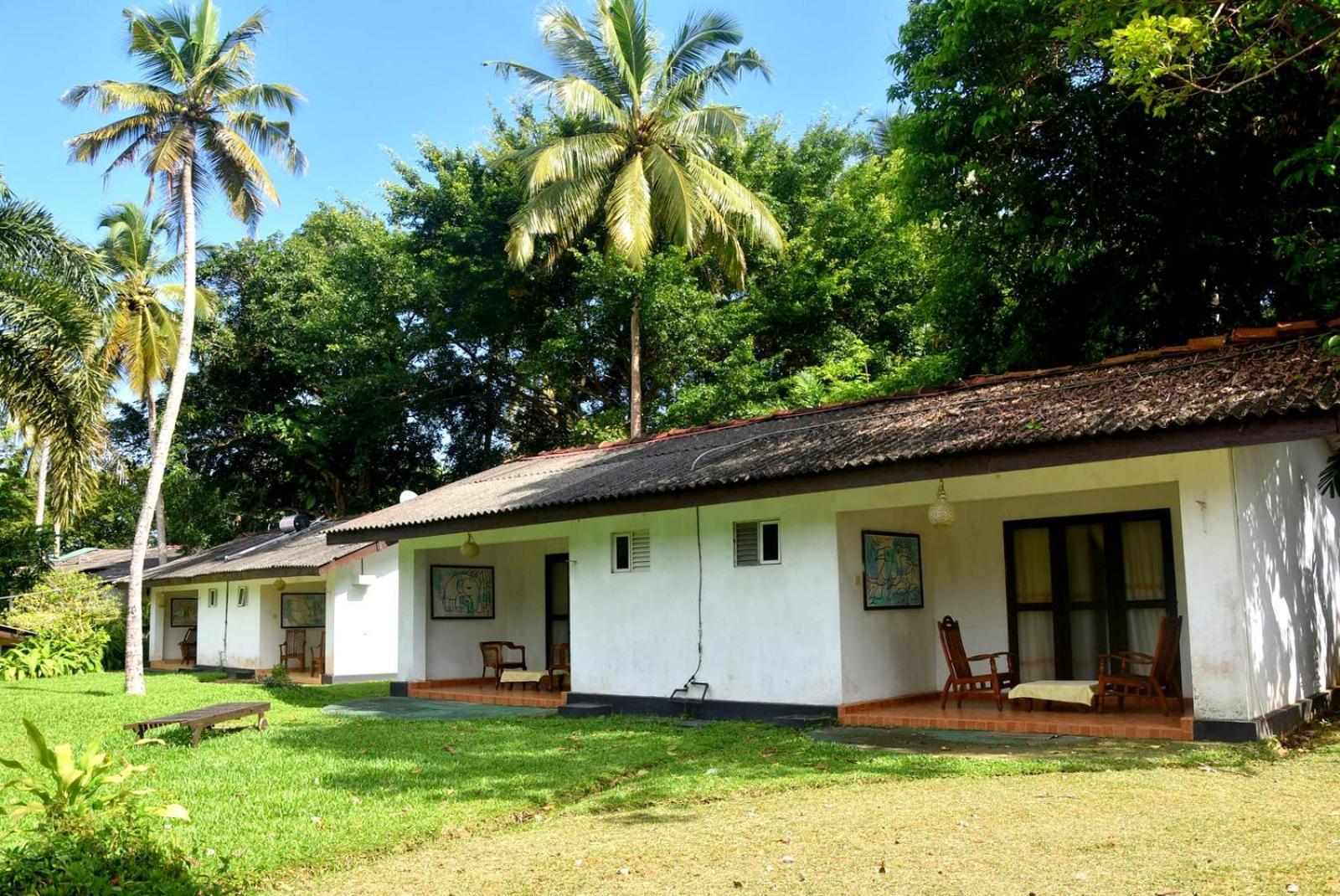 Aqua Pearl Bolgoda Lake Hotel Panadura Exterior photo