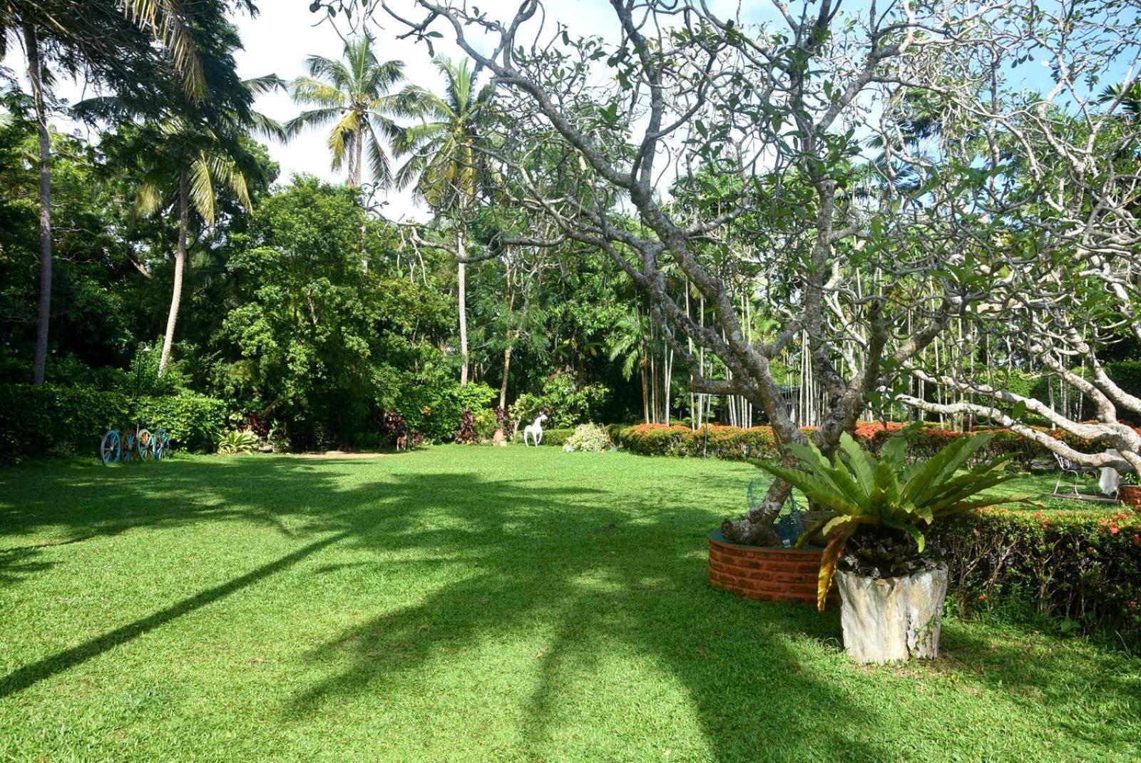 Aqua Pearl Bolgoda Lake Hotel Panadura Exterior photo